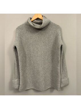 Pilcro Light Sage Green Ribbed Cowl Turtleneck Sweater Size XS Oversized